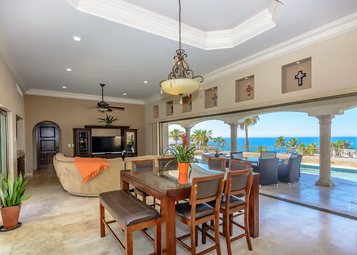Cabo Hacienda W/ Private Pool & Rooftop Terrace! Holiday home