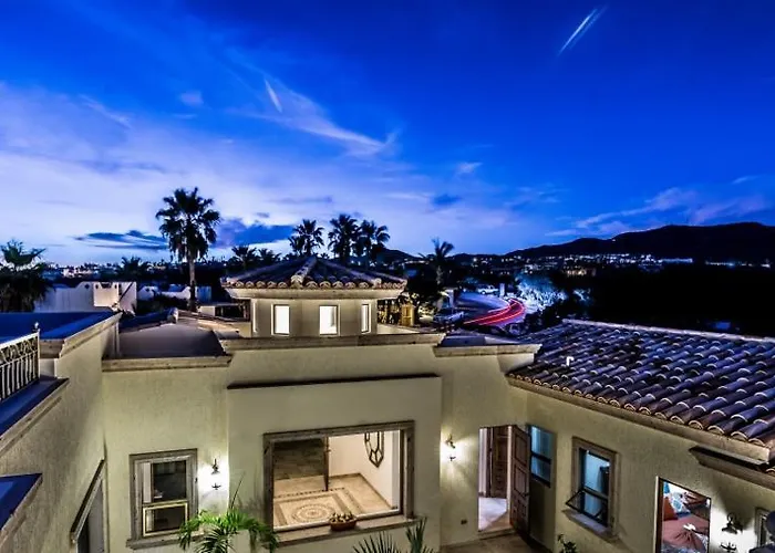 Hébergement de vacances Cabo Hacienda W/ Private Pool & Rooftop Terrace! *